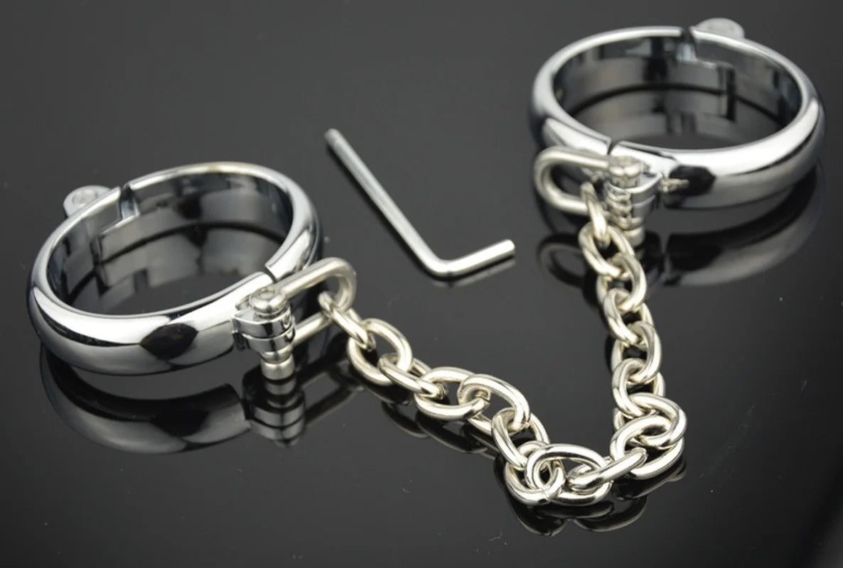 Handcuffs Ankle Cuff Oval Type Metal Bondage Lock BDSM  Wear With Chain Bondage Harness Sex Games Slave Toys For Woman Men