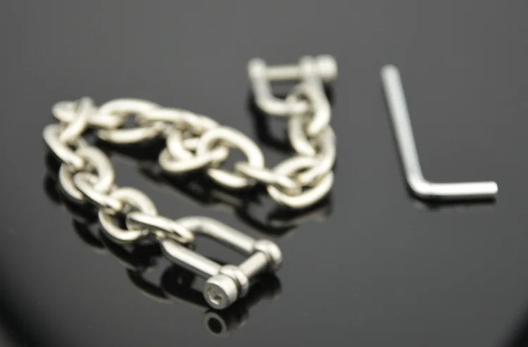 Handcuffs Ankle Cuff Oval Type Metal Bondage Lock BDSM  Wear With Chain Bondage Harness Sex Games Slave Toys For Woman Men