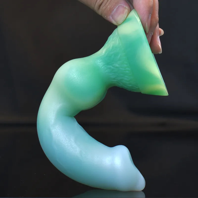 New Silicone Wolf Dildos with Suction Cup Dog Dilldo Animal Penis Female Masturbator Anal Plug Artificial Dick Adult Sex Toys